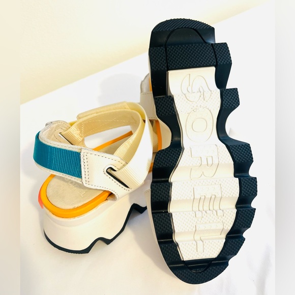 SOREL Kinetic Wedge Sandal - Picture 5 of 8